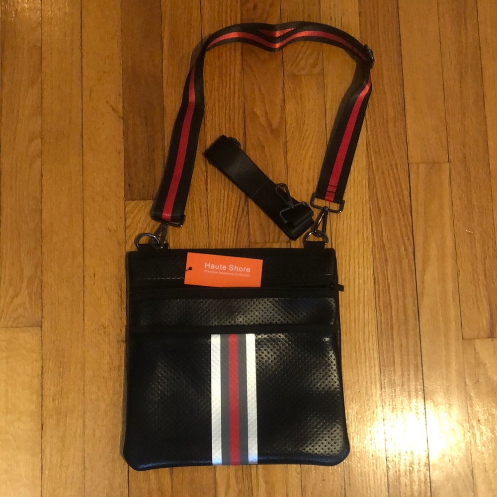 Cross body neoprene bag with 2 different straps